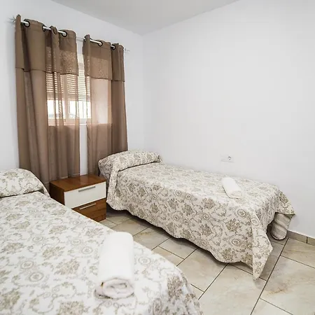 Chiclana 1 아파트 *