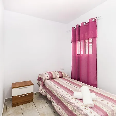 Apartament Chiclana 1 *