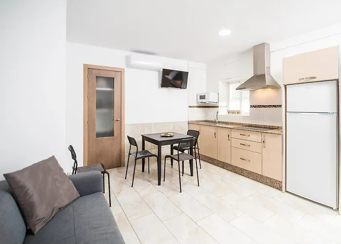 Apartment Chiclana 1 *